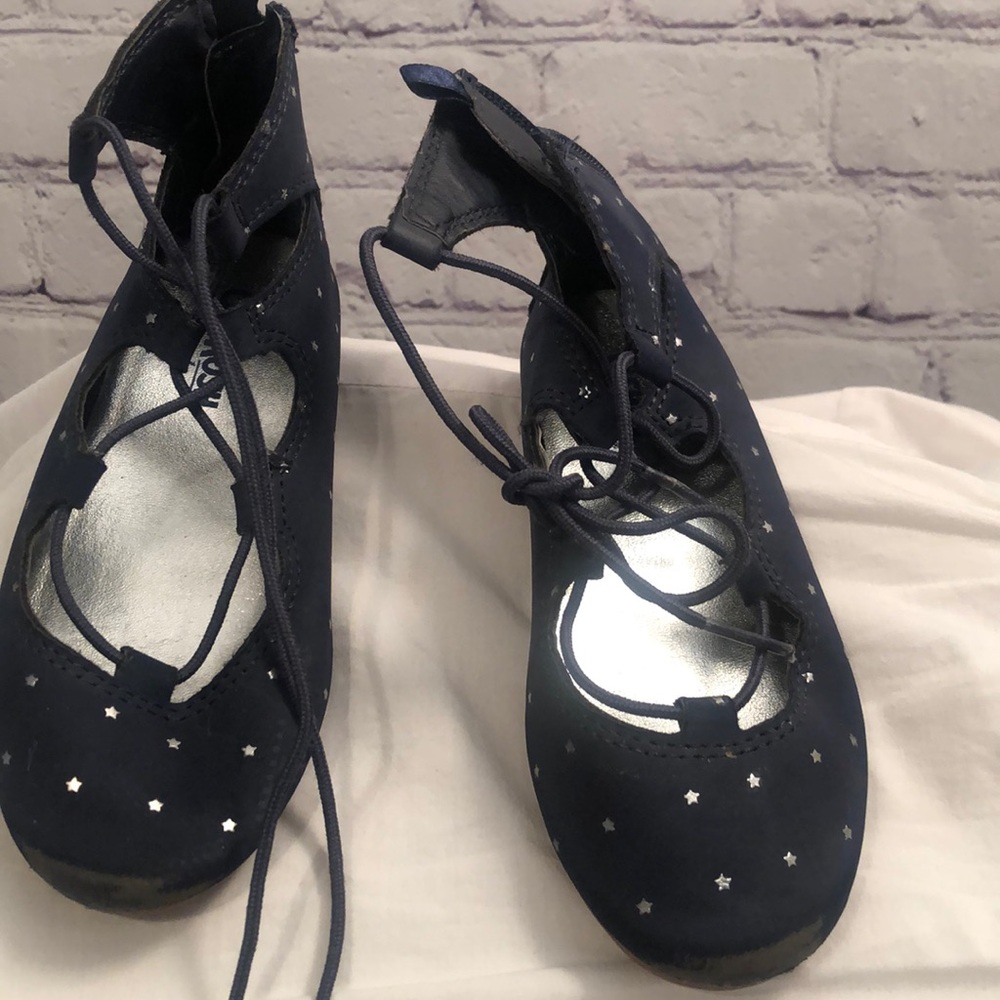 Blue ballet slippers with ✨